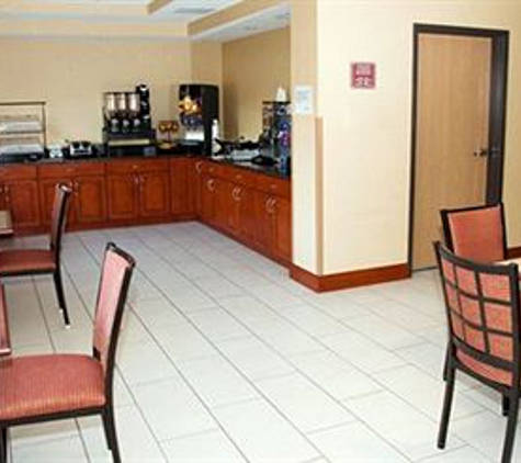 Quality Inn Near Interstate I94 - New Buffalo, MI