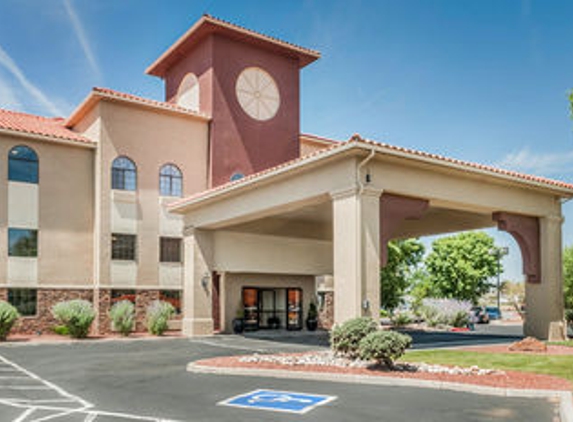 Quality Inn & Suites - Albuquerque, NM