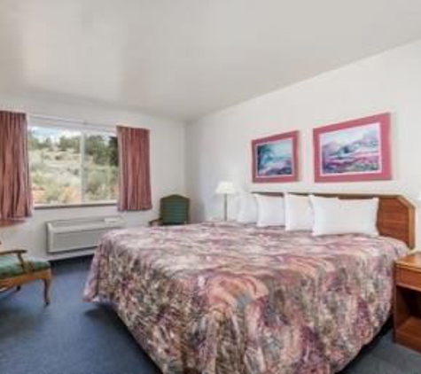 Days Inn - Torrey, UT