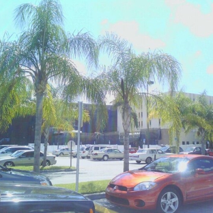 Blake Medical Center - Bradenton, FL