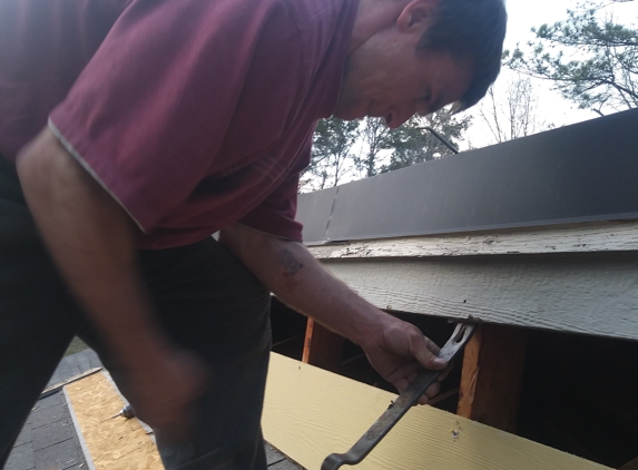 Slade's Gutter service and Home improvement - Dallas, GA