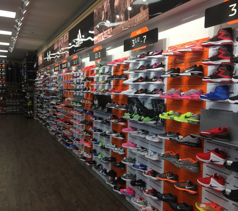 Hibbett Sports - Peachtree City, GA