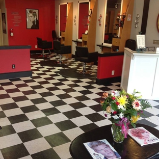 His & Hers Beauty Bar - Williamston, MI