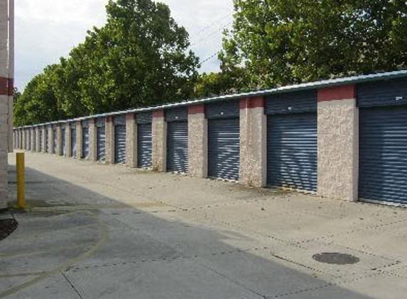 Assured Self Storage - Altamonte Springs, FL