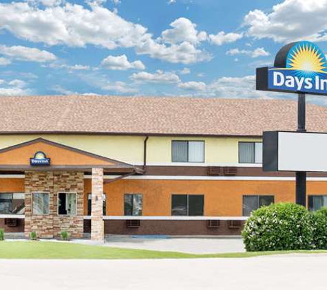 Days Inn by Wyndham York - York, NE