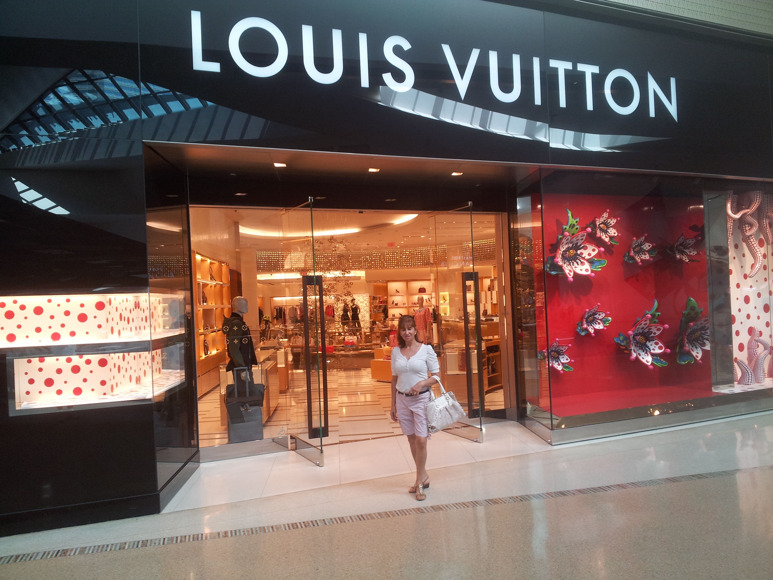 Louis Vuitton Galleria Mall 2442 East Sunrise Blvd, Fort Lauderdale, FL 33304 - 0