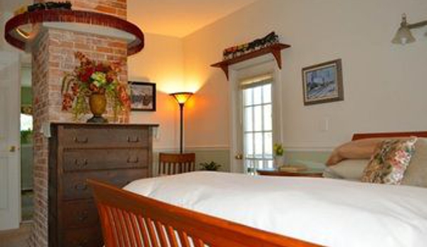 Pryor House Bed & Breakfast - Bath, ME