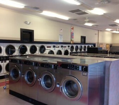 Pitstop Laundromat, Car Wash & Self-Service Pet Wash - Johnson City, TN