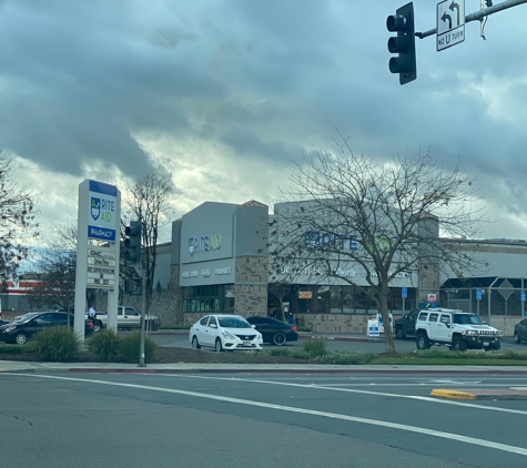 Rite Aid - Closed - Hanford, CA