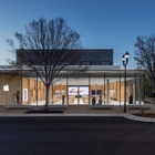 Apple Fairfax Corner