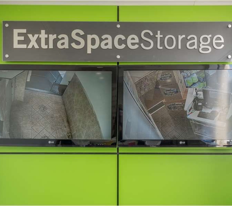 Extra Space Storage - New York, NY