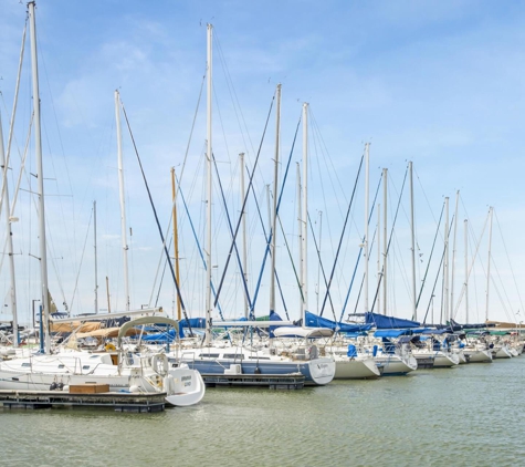 Battery Park Marina - Sandusky, OH