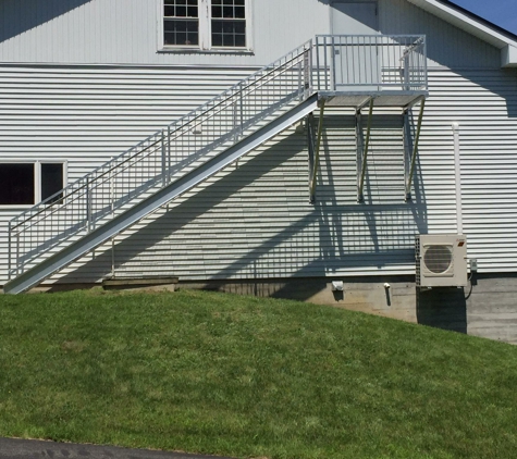 Mainely Handrails - Fairfield, ME