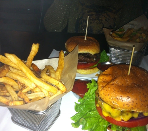 Rok Brgr Burger Bar + Gastropub - South Miami, FL