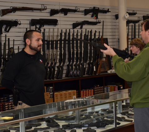 usa guns and pawn - Acworth, GA