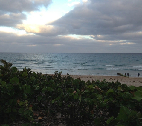 Oceanfront Park Beach - Ocean Ridge, FL