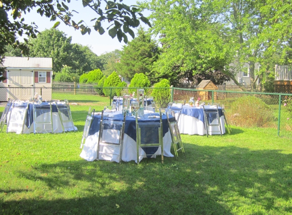 Intimate Gatherings Rental Furnishings - Portsmouth, RI