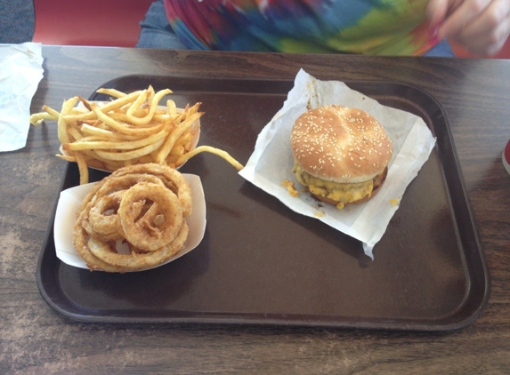 Mac's Drive-In - Mc Cook, NE