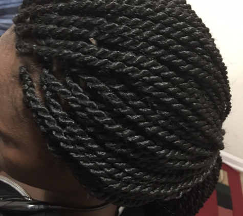 Flawless Hair Braiding - Louisville, KY