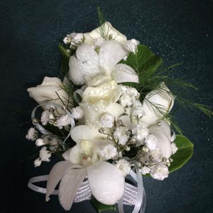 Lillian's Florist - Liverpool, NSW