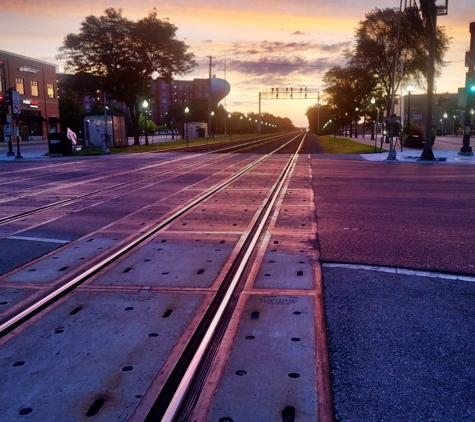 Amtrak - La Grange, IL