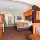 Econo Lodge Inn & Suites East Houston I-10 - Motels