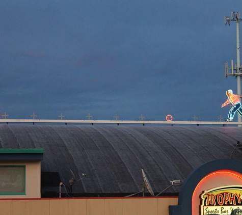 Plaza Lanes Family Fun Center - Des Moines, IA