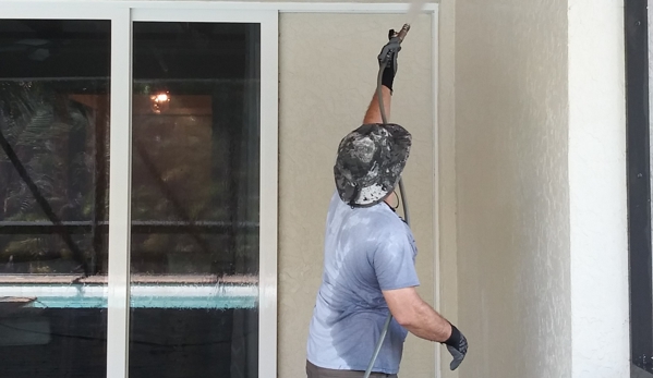 Falcon Cleaning Services LLC - Vero Beach, FL. House washing in Vero Beach, Fl