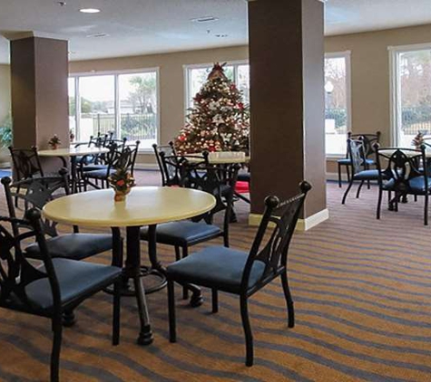 Quality Inn & Suites Sneads Ferry - North Topsail Beach - N Topsail Beach, NC