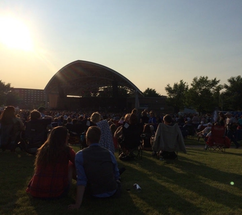 Leach Amphitheatre - Oshkosh, WI