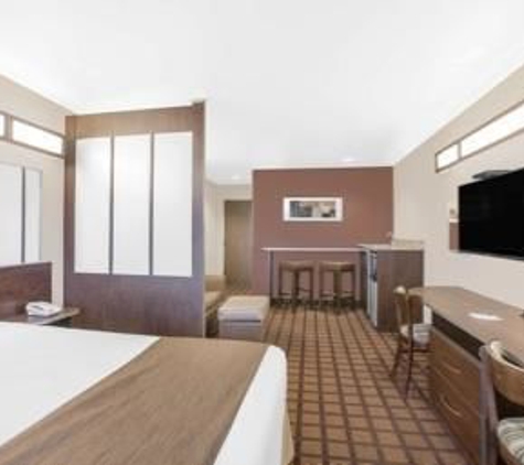 Microtel Inn & Suites by Wyndham Conway - Conway, AR