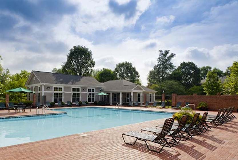 Strawberry Hill Apartments 4051 Bannockburn Pl, Charlotte, NC 28211