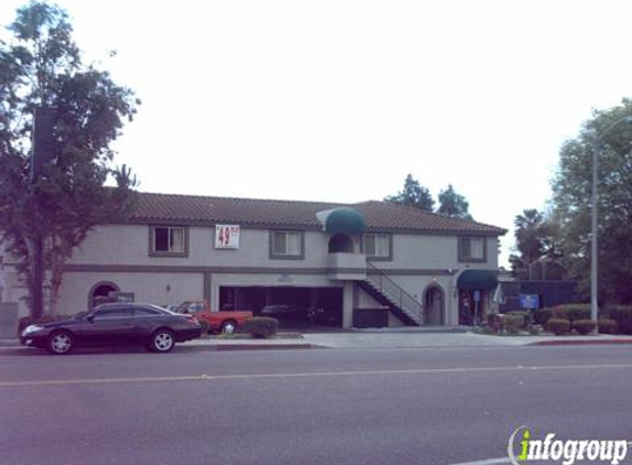 Crown Inn & Suites - Spring Valley, CA