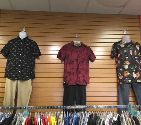 Plato's Closet St Cloud - Saint Cloud, MN