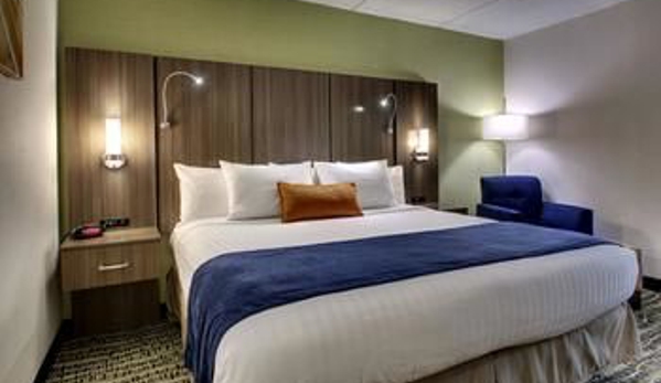 Best Western Plus New Englander - Woburn, MA