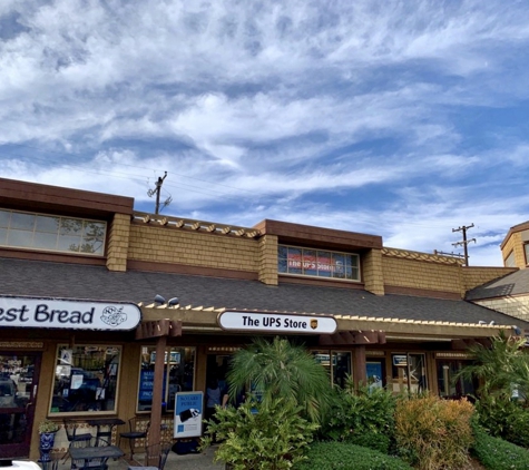 UPS  Store The - San Diego, CA. Nov 2019, Photo:jfp