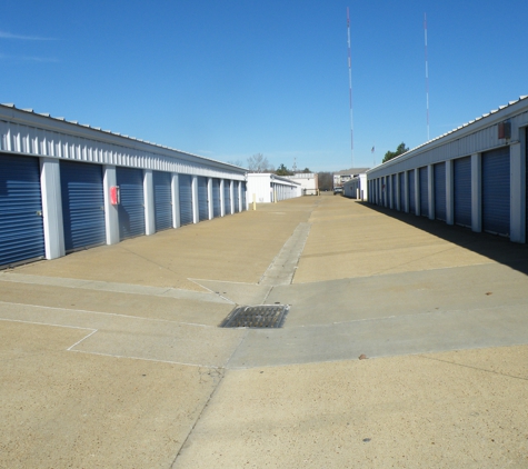 U-Haul Moving & Storage on Highway 64 - Memphis, TN