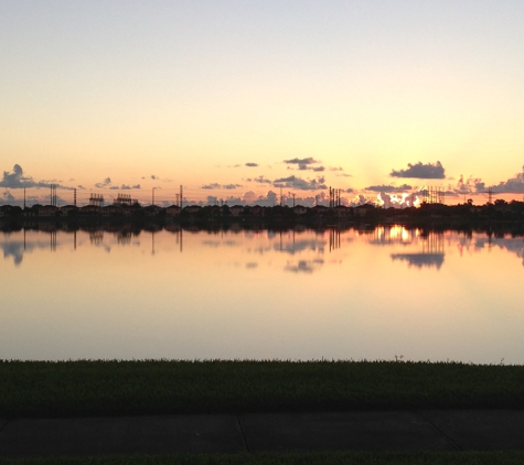 Venezia Lakes - Miami, FL