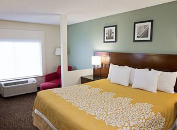 Days Inn by Wyndham Greenville - Greenville, SC