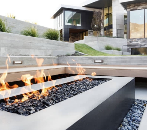 EG Modern Construction - Burbank, CA. Fire pit