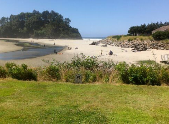 Grey  Fox Inc Vacation Rentals - Neskowin, OR