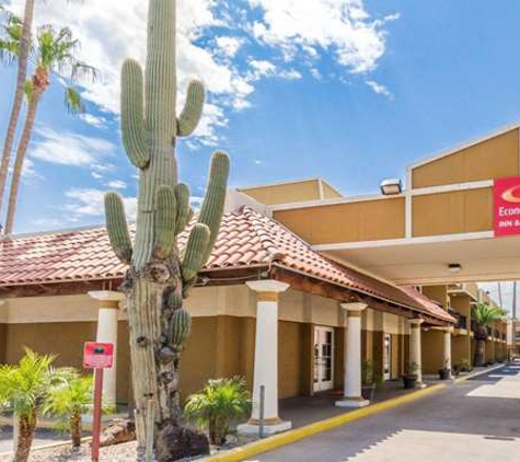 Econo Lodge - Mesa, AZ