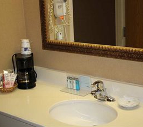 Hampton Inn Jacksonville-Downtown-I-95 - Jacksonville, FL