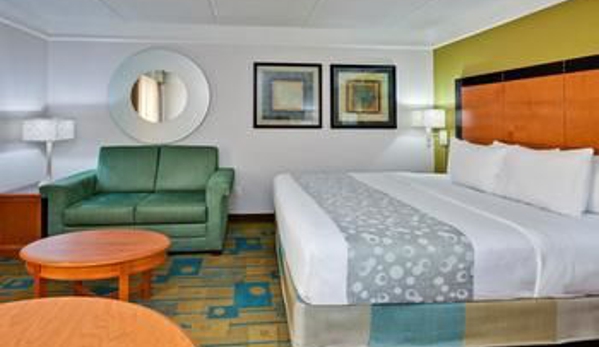 La Quinta Inns And LaQuinta Inn & Suites - Orlando, FL