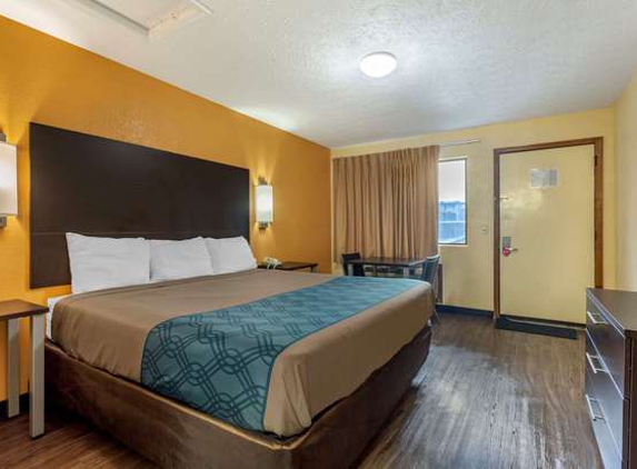 Econo Lodge - Nashville, TN