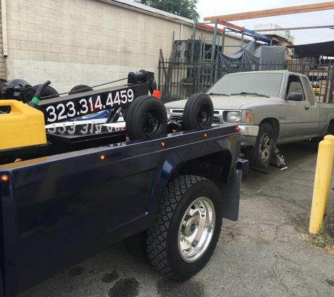 Towing Service - Long Beach, CA