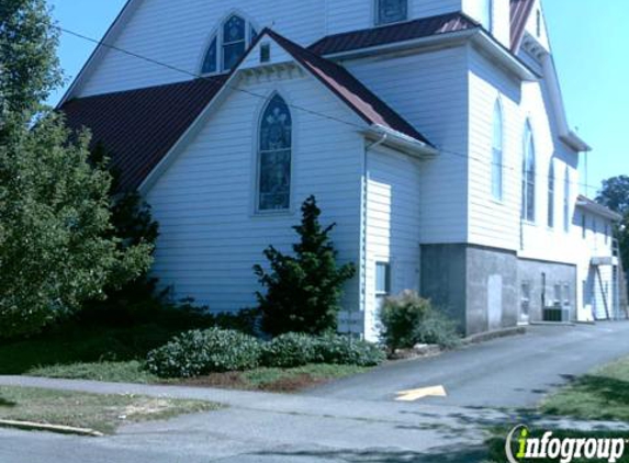 Trinity Lutheran Church - Silverton, OR