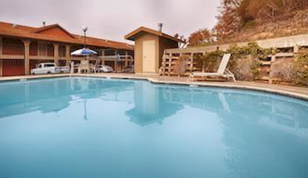 Best Western Willits Inn - Willits, CA