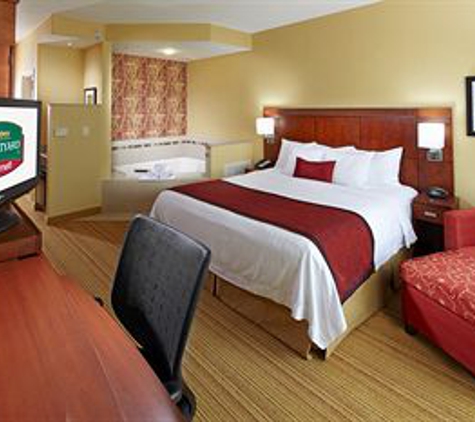 Courtyard by Marriott - West Homestead, PA