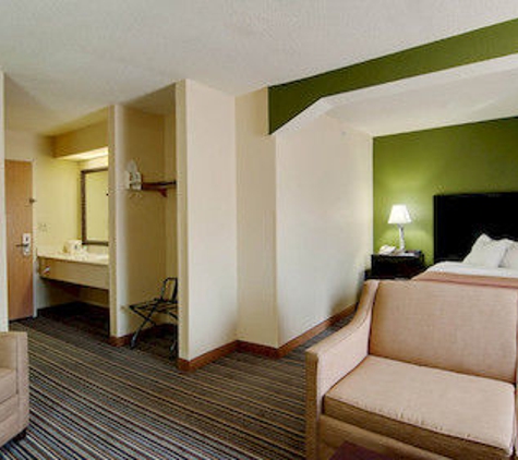 Quality Inn & Suites - Wytheville, VA